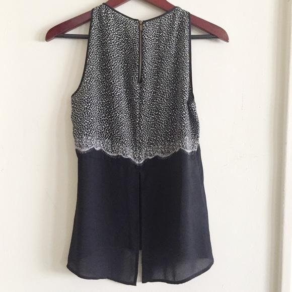 5. BCBGMaxAzria Top - Picture 4 of 8